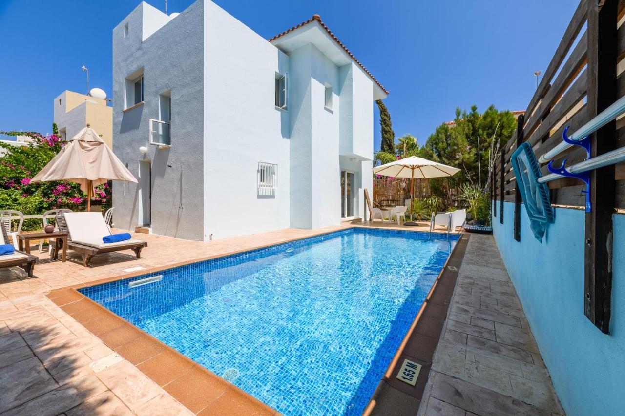 Villa Lela Serena By Ezoria Villas Протарас Экстерьер фото
